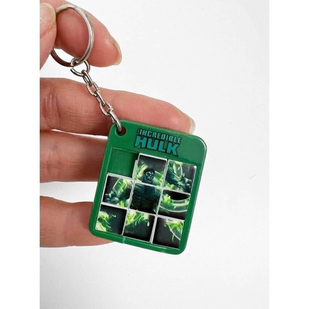 RARE Key Ring Game Keychain Marvel Heroes The Incredible Hulk 2008